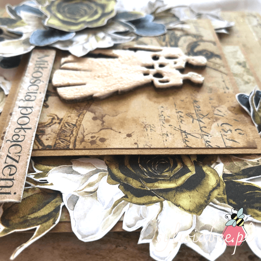 naklejanie kwiatów z papieru